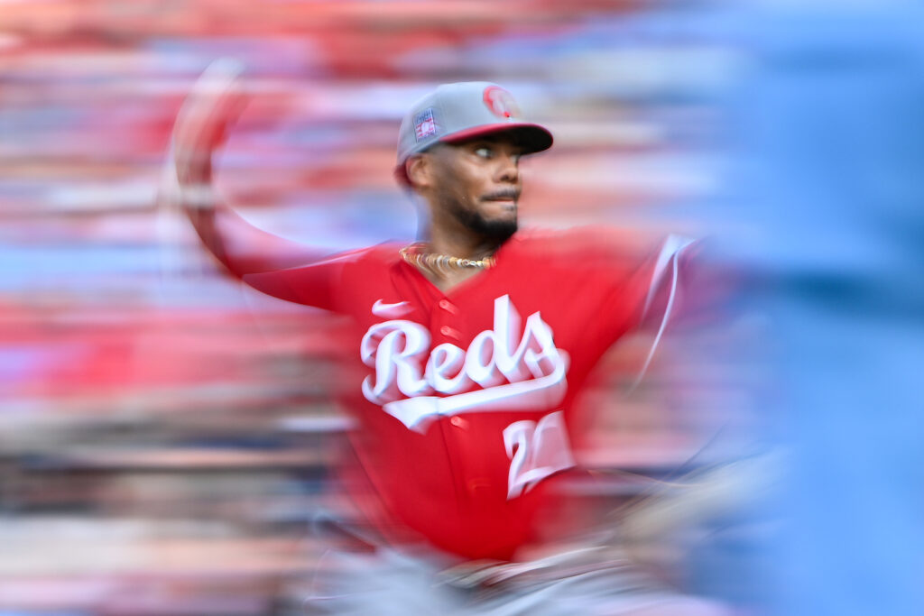 Jul 25, 2026; St. Louis, Missouri, USA; Cincinnati Reds starting pitcher Hunter Greene (21) throws against the St. Louis Cardinals during the third inning at Busch Stadium. Mandatory Credit: Jeff Curry-Imagn Images