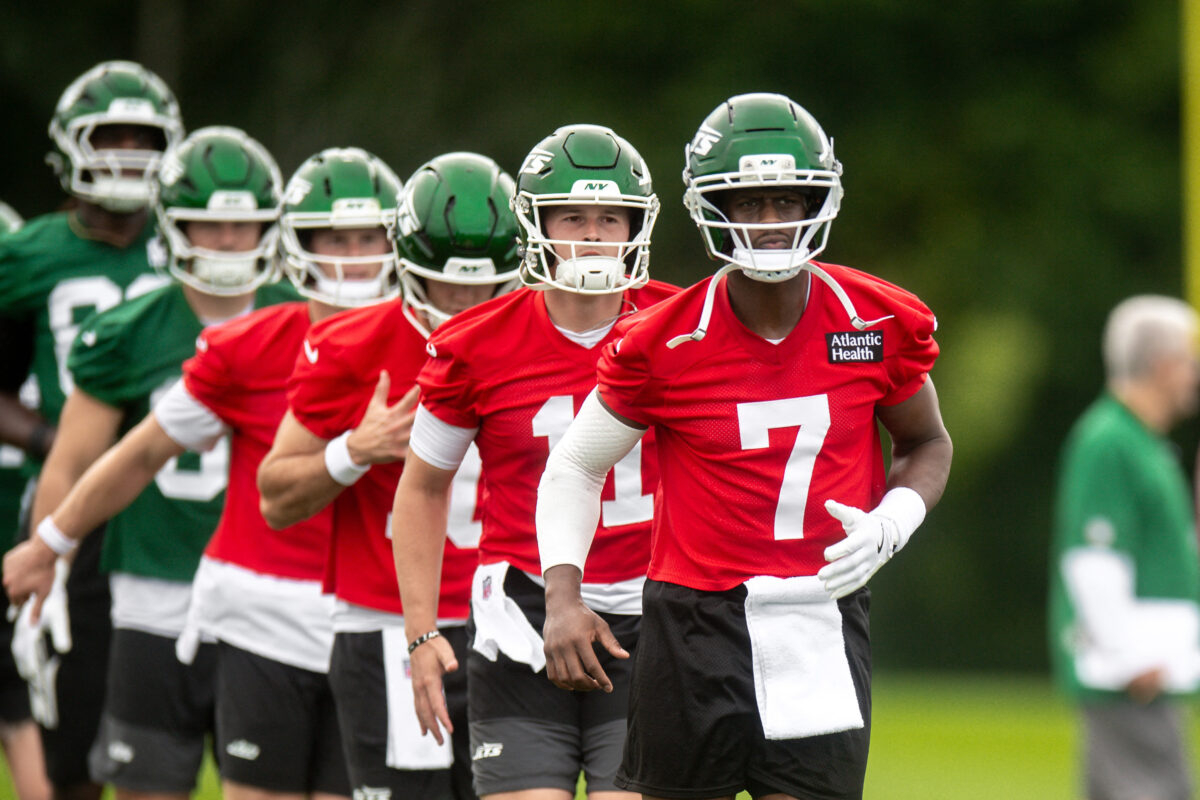 Jul 30, 2026; Florham Park, NJ, USA; New York Jets quarterback Geno Smith (7) warms up during training camp at Atlantic Health Jets Training Center. Mandatory Credit: John Jones-Imagn Images