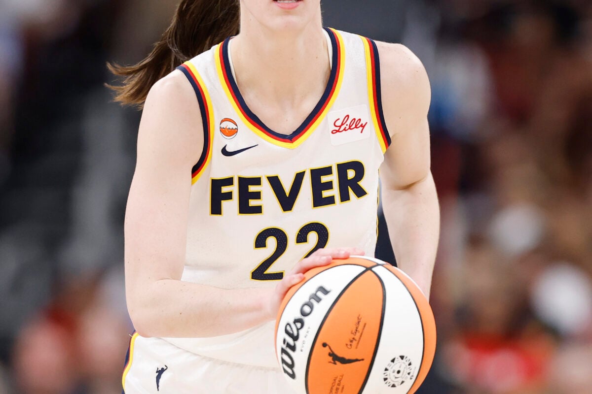 Aug 8, 2026; Chicago, Illinois, USA; Indiana Fever guard Caitlin Clark (22) brings the ball up court against the Chicago Sky during the first half at United Center. Mandatory Credit: Kamil Krzaczynski-Imagn Images