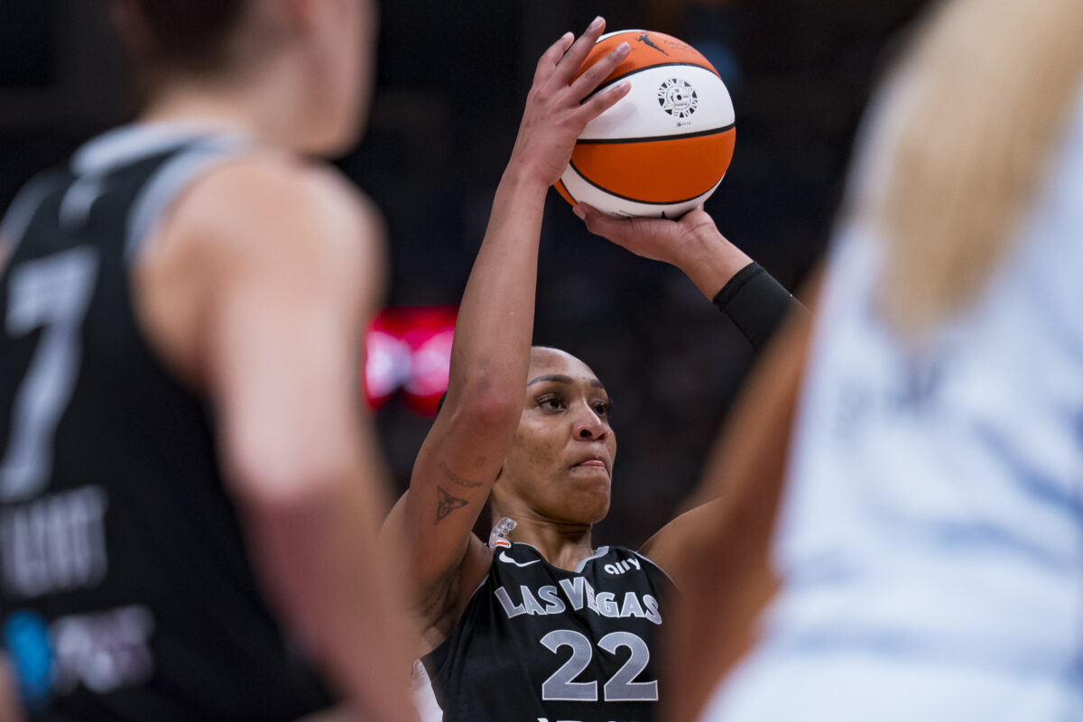 Aug 23, 2026; Vancouver, British Columbia, CAN;  Las Vegas Aces center A'ja Wilson (22) shoots against the Toronto Tempo in the second half at Rogers Arena.  Mandatory Credit: Bob Frid-Imagn Images