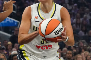 Aug 17, 2026; San Francisco, California, USA; Dallas Wings forward Jessica Shepard (32) goes up for a shot against the Golden State Valkyries in the first quarter at Chase Center. Mandatory Credit: David Gonzales-Imagn Images