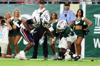 Nov 6, 2025; Tampa, Florida, USA; UTSA Roadrunners wide receiver Mekhi Anderson (33) runs the ball in for a touchdown against the South Florida Bulls  during the second half at Raymond James Stadium. Mandatory Credit: Kim Klement Neitzel-Imagn Images