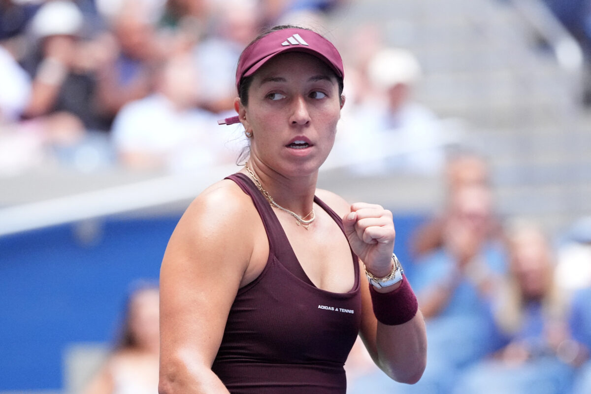 Tennis - U.S. Open - Flushing Meadows, New York, United States - September 4, 2026 Jessica Pegula of the U.S. celebrates winning the second set during her third round match against Canada's Leylah Fernandez IMAGN IMAGES via Reuters/Robert Deutsch