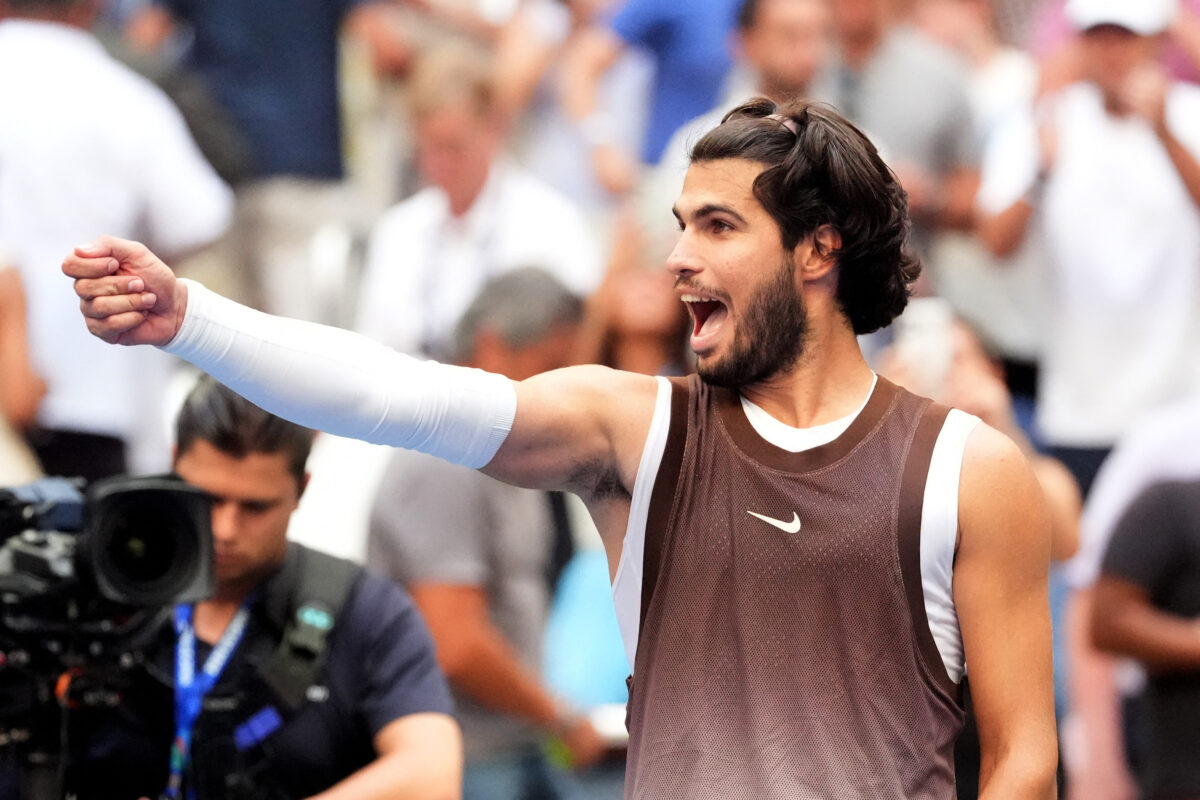 Tennis - U.S. Open - Flushing Meadows, New York, United States - September 4, 2026 Spain's Carlos Alcaraz acknowledges to fans after winning his third round match against China's Yibing Wu IMAGN IMAGES via Reuters/Robert Deutsch