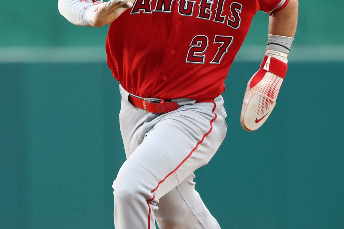 Sep 12, 2026; Washington, District of Columbia, USA;  Los Angeles Angels center fielder Mike Trout (27) scores during the eighth inning against the Washington Nationals at Nationals Park.  Mandatory Credit: Daniel Kucin Jr.-Imagn Images