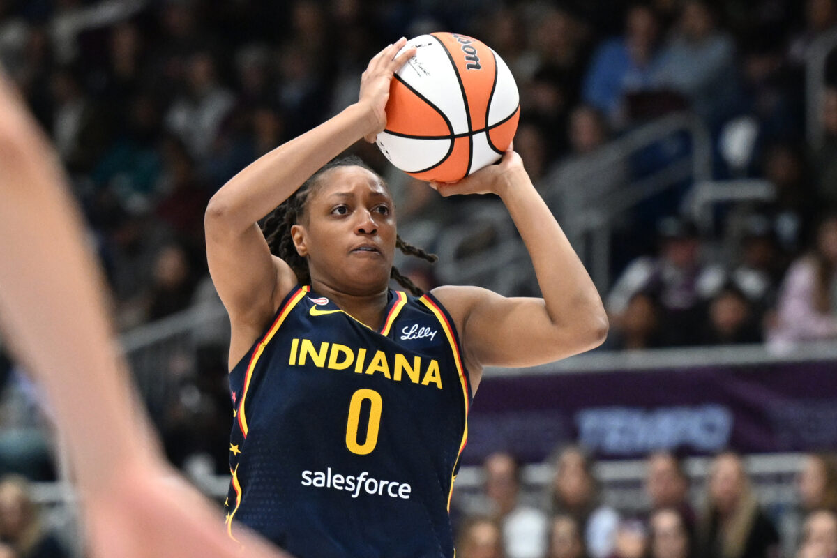 Sep 18, 2026; Toronto, Ontario, CAN;  Indiana Fever guard Kelsey Mitchell (0) shoots the ball against the Toronto Tempo in the first half at Coca-Cola Coliseum.  Mandatory Credit: Dan Hamilton-Imagn Images