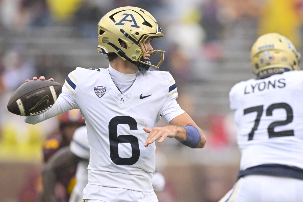 Sep 19, 2026; Minneapolis, Minnesota, USA; Akron Zips quarterback Brayden Roggow (6) makes a pass against the Minnesota Golden Gophers during the second half at Huntington Bank Stadium. Mandatory Credit: Nick Wosika-Imagn Images