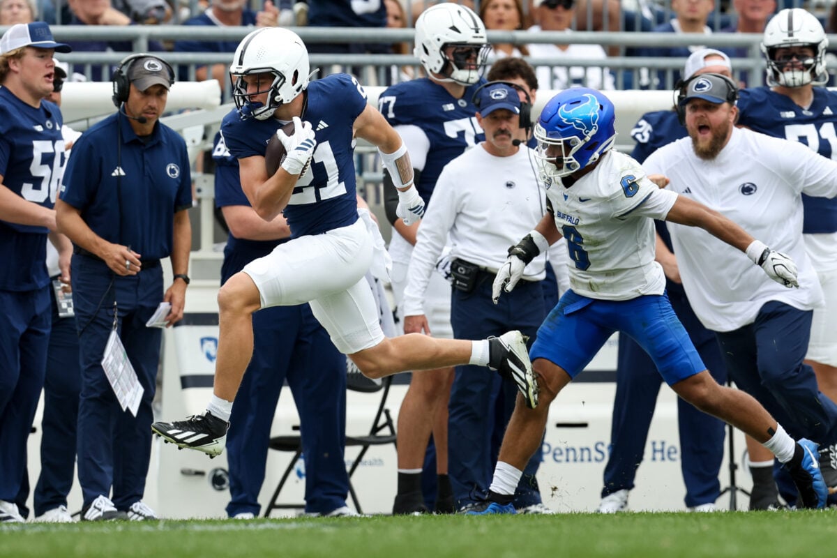 Sep 19, 2026; University Park, Pennsylvania, USA; Penn State Nittany Lions running back Carson Hansen (21) runs with the ball during the second quarter against the Buffalo Bulls at West Shore Home Field at Beaver Stadium. Mandatory Credit: Matthew O'Haren-Imagn Images