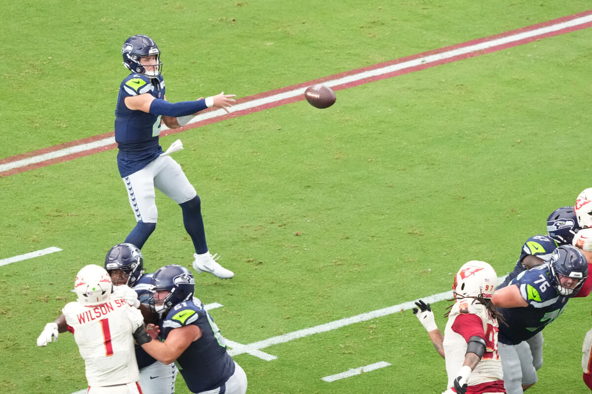 Sep 20, 2026; Glendale, Arizona, USA;  Seattle Seahawks quarterback Drew Lock (2) throws in the third quarter against the Arizona Cardinalsat State Farm Stadium.  Mandatory Credit: Joe Camporeale-Imagn Images