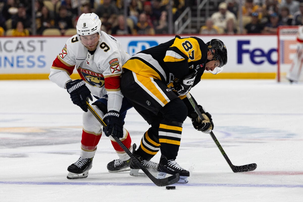 Apr 4, 2026; Pittsburgh, Pennsylvania, USA; Florida Panthers center Sam Bennett (9) wins the face-off against Pittsburgh Penguins center Sidney Crosby (87) during the second period at PPG Paints Arena. Mandatory Credit: Mark Alberti-Imagn Images