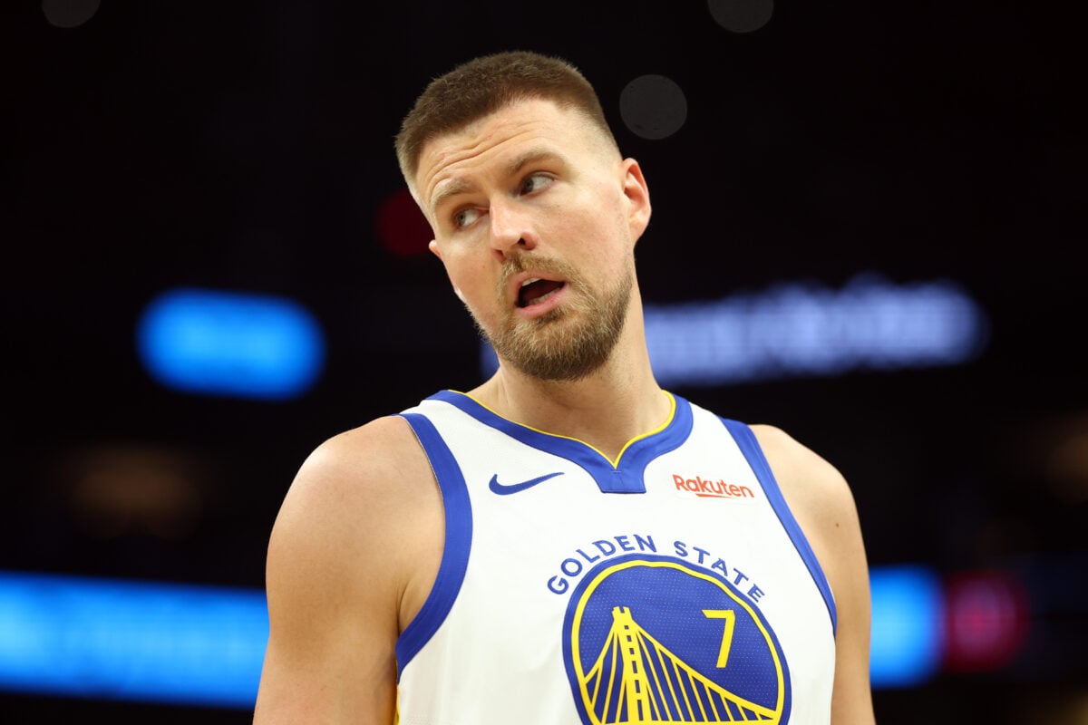 Apr 17, 2026; Phoenix, Arizona, USA; Golden State Warriors center Kristaps Porzingis (7) against the Phoenix Suns during the play-in rounds of the 2026 NBA Playoffs at Mortgage Matchup Center. Mandatory Credit: Mark J. Rebilas-Imagn Images