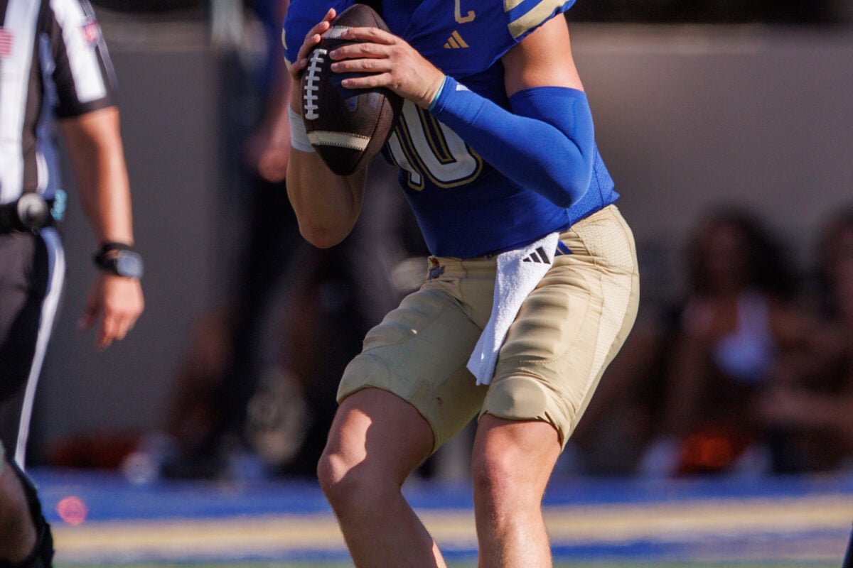 Sep 5, 2026; Tulsa, Oklahoma, USA;  Tulsa Golden Hurricane quarterback Baylor Hayes (10) looks to pass during the second half against the Oklahoma State Cowboys at Skelly Field at H.A. Chapman Stadium.  Mandatory Credit: William Purnell-Imagn Images