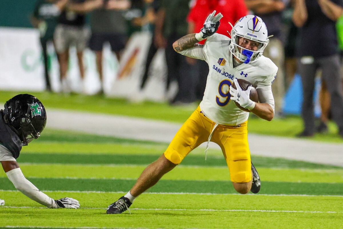 Oct 3, 2026; Honolulu, Hawaii, USA;  San Jose State Spartans wide receiver Jase Nix (9) gains yards against the Hawaii Rainbow Warriors during the fourth quarter at the Clarence T.C. Ching Athletics Complex.  Mandatory Credit: Marco Garcia-Imagn Images