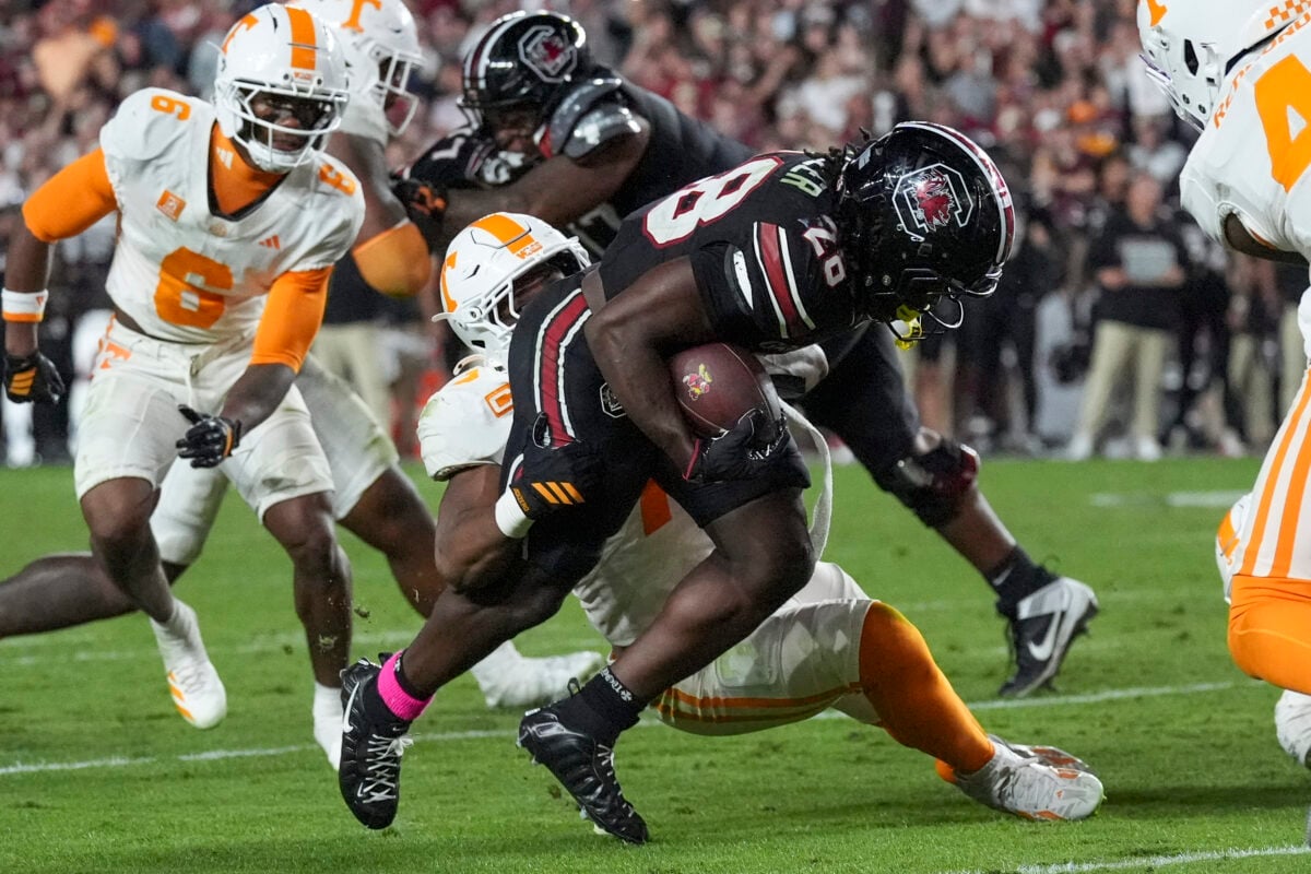 Oct 24, 2026; Columbia, South Carolina, USA; South Carolina Gamecocks running back Matt Fuller (28) tries for yards against the Tennessee Volunteers during the second half at Williams-Brice Stadium. Mandatory Credit: Jim Dedmon-Imagn Images