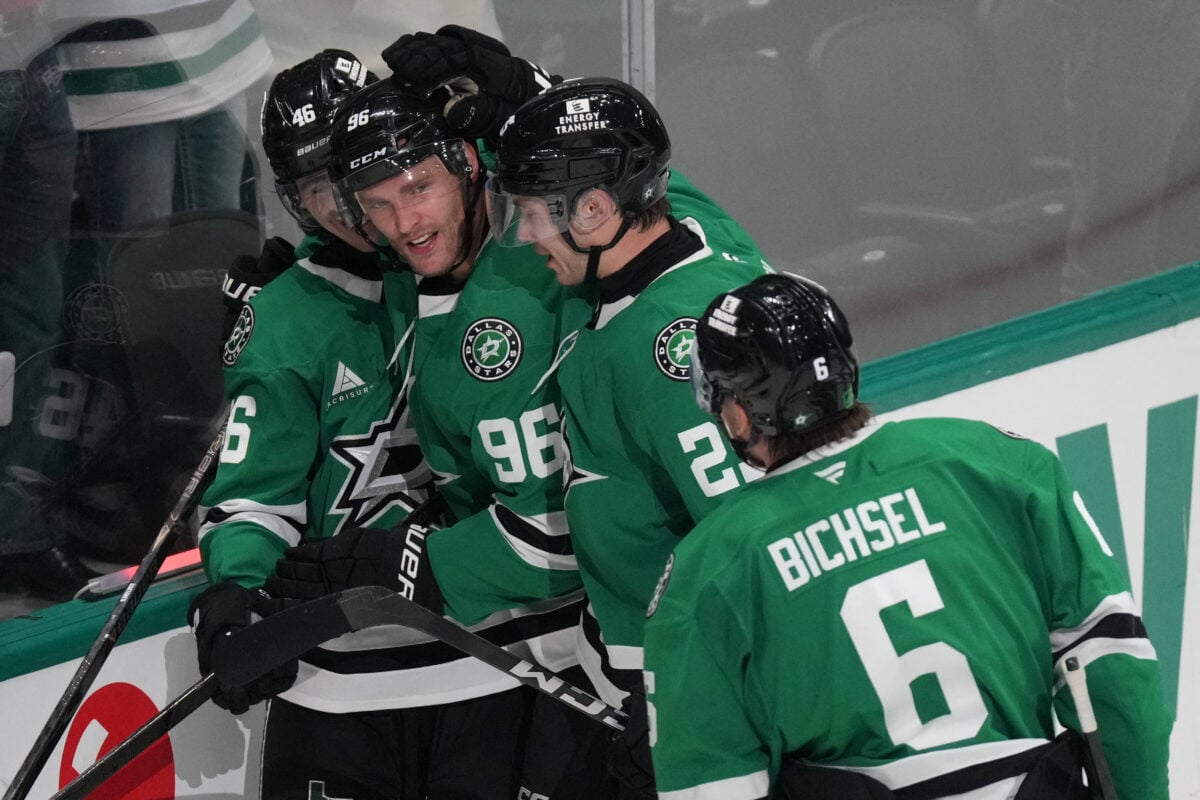 Oct 25, 2026; Dallas, Texas, USA; Dallas Stars right wing Mikko Rantanen (96) celebrates his goal with teammates during the third period against the New York Islanders at American Airlines Center. Mandatory Credit: Raymond Carlin III-Imagn Images