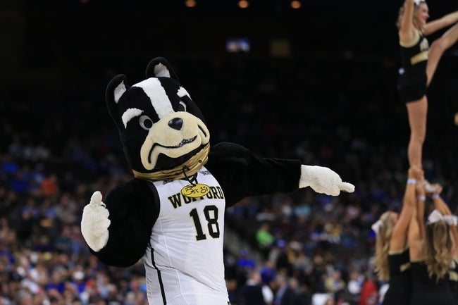 Wofford vs Elon Prediction College Basketball Picks 12/7/24