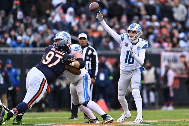 Chicago Bears vs Detroit Lions Prediction NFL Picks 11/28/24
