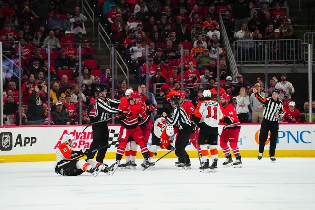 Philadelphia Flyers vs Carolina Hurricanes Prediction NHL Picks 11/5/24