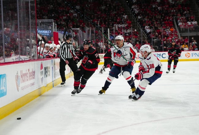 Washington Capitals vs Carolina Hurricanes Prediction NHL Picks 11/3/24