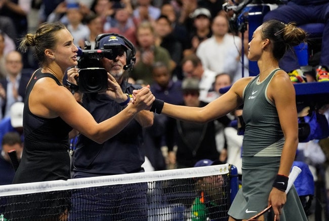 Aryna Sabalenka vs Qinwen Zheng Prediction WTA Finals Tennis Picks 11/2/24