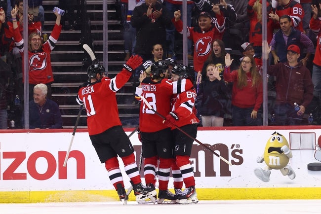 New Jersey Devils vs Carolina Hurricanes Prediction NHL Picks 10/15/24