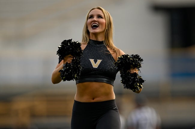 South Carolina vs Vanderbilt Prediction College Football Picks 11/9/24