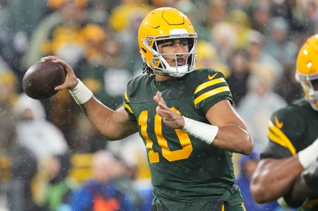 Green Bay Packers vs Chicago Bears Prediction NFL Picks 11/17/24