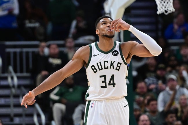Milwaukee Bucks vs New York Knicks Prediction NBA Picks 11/8/24