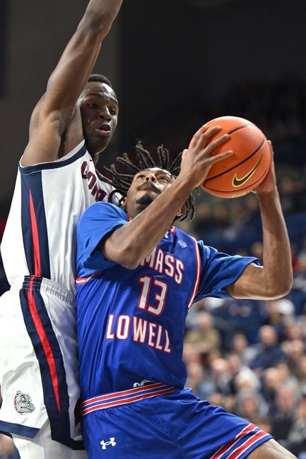 UMass-Lowell vs UMass Prediction College Basketball Picks 12/7/24