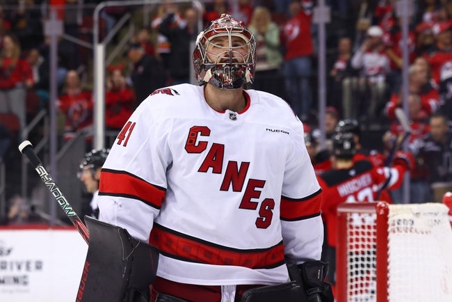 Dallas Stars vs Carolina Hurricanes Prediction NHL Picks 11/25/24