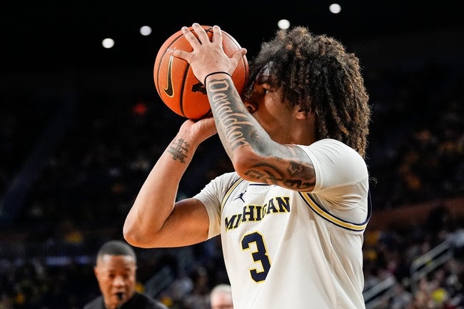 Arkansas vs Michigan Prediction College Basketball Picks 12/10/24