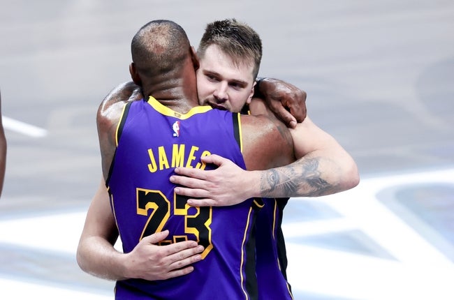 Hugging, Person, Adult