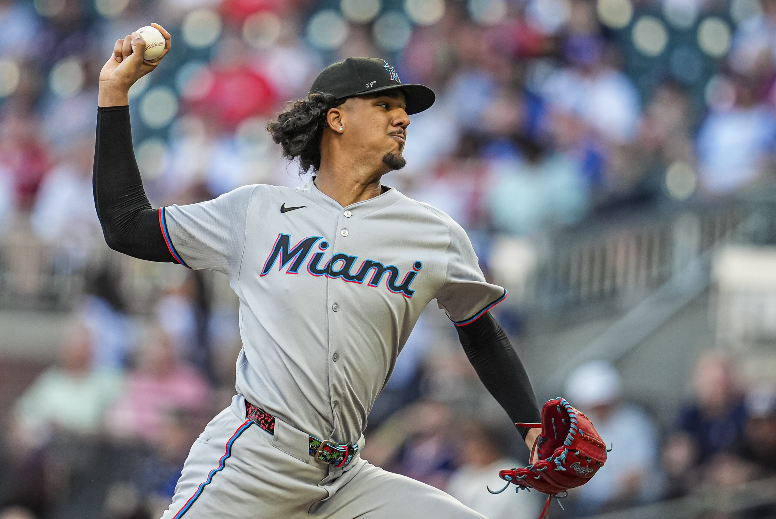 Aug 7, 2025; Cumberland, Georgia, USA; Miami Marlins starting pitcher Eury Perez (39)  pitches against the Atlanta Braves during the first inning at Truist Park. Mandatory Credit: Dale Zanine-Imagn Images