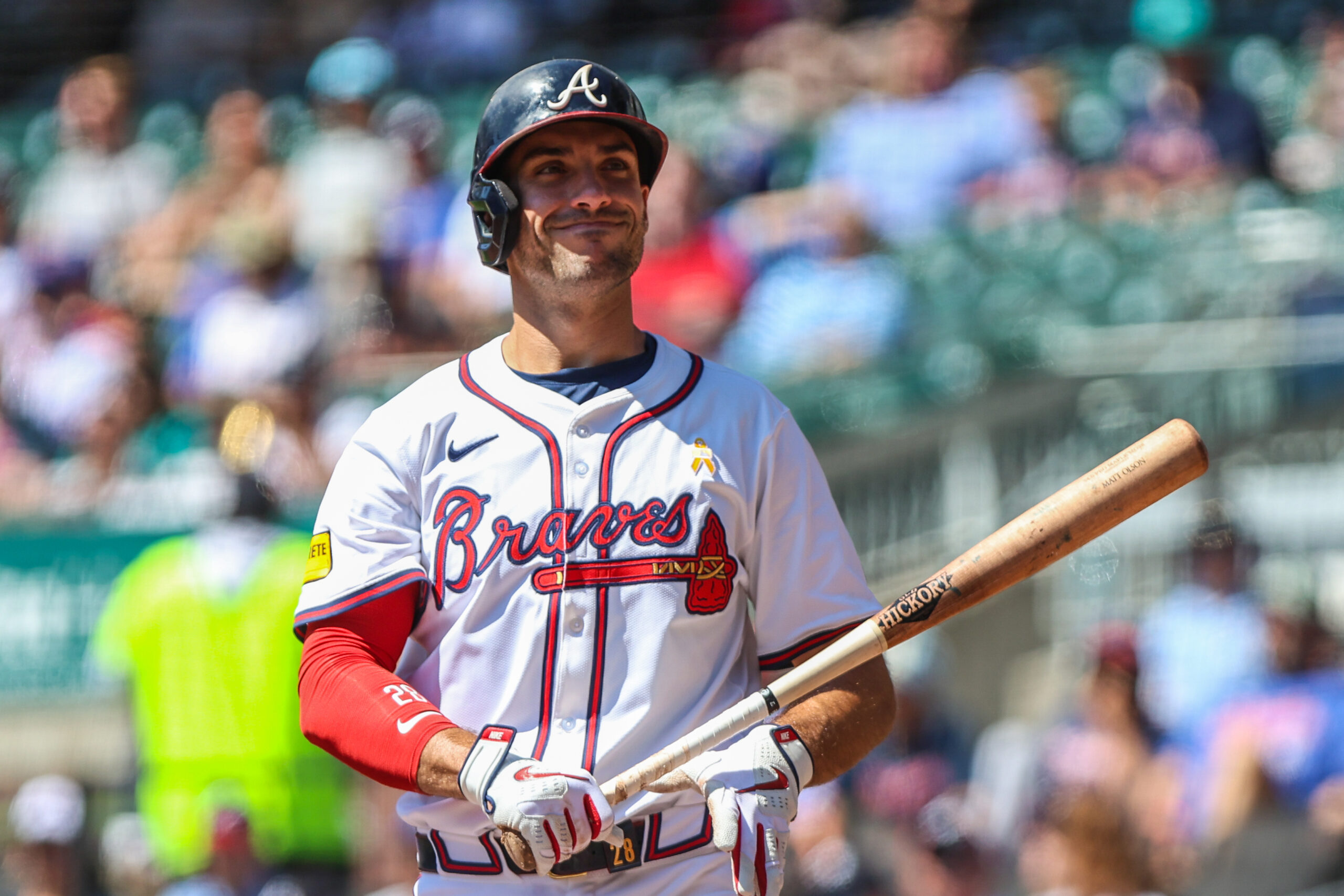 Sep 7, 2025; Cumberland, Georgia, USA; Atlanta Braves first base Matt Olson (28) makes face after a pitch call in the game against the Seattle Mariners during the first inning at Truist Park. Mandatory Credit: Jordan Godfree-Imagn Images
