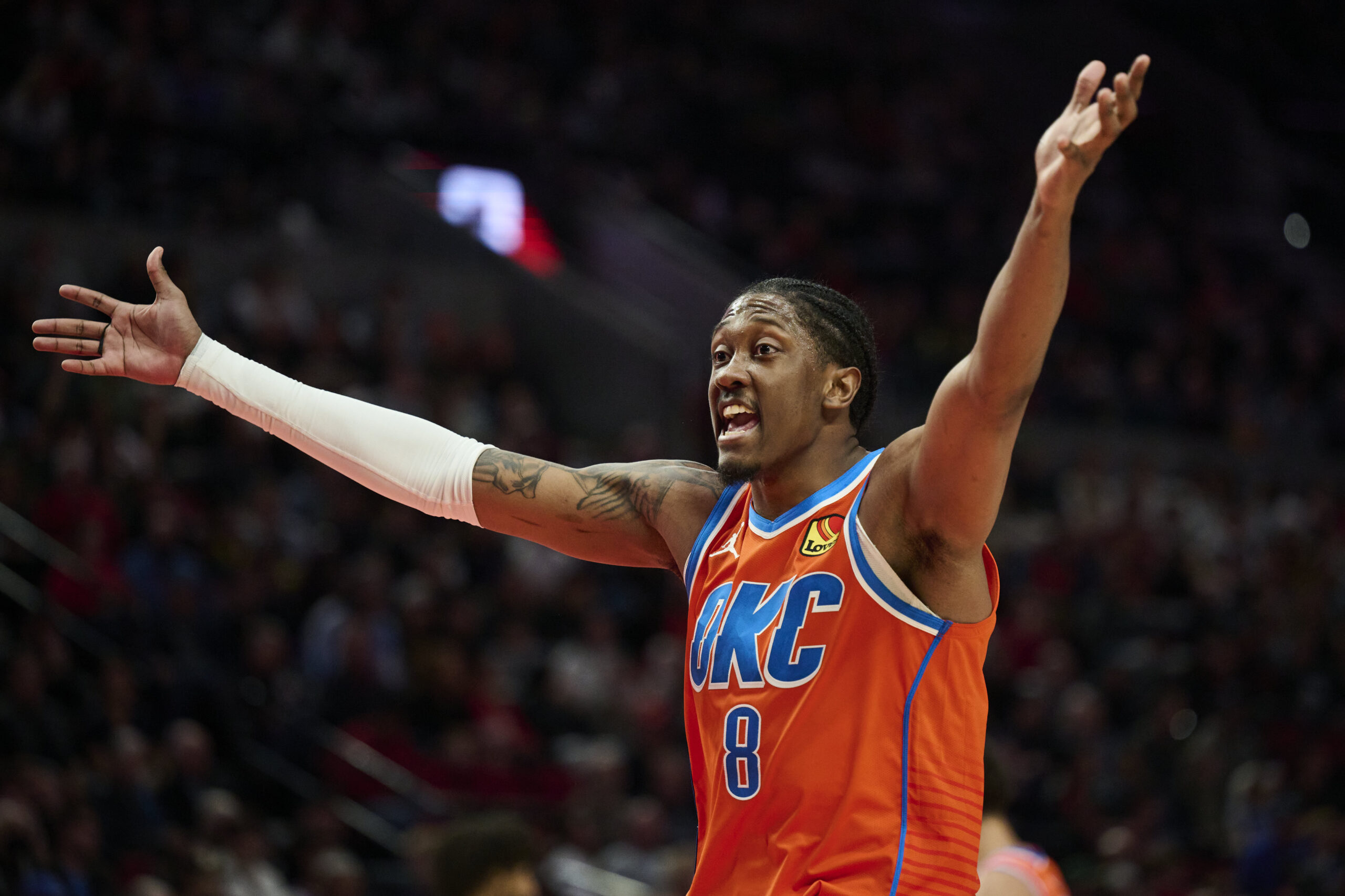 Nov 30, 2025; Portland, Oregon, USA; Oklahoma City Thunder guard Jalen Williams (8) calls for a delay of game during the second half in a game against the Portland Trail Blazers at Moda Center. Mandatory Credit: Troy Wayrynen-Imagn Images