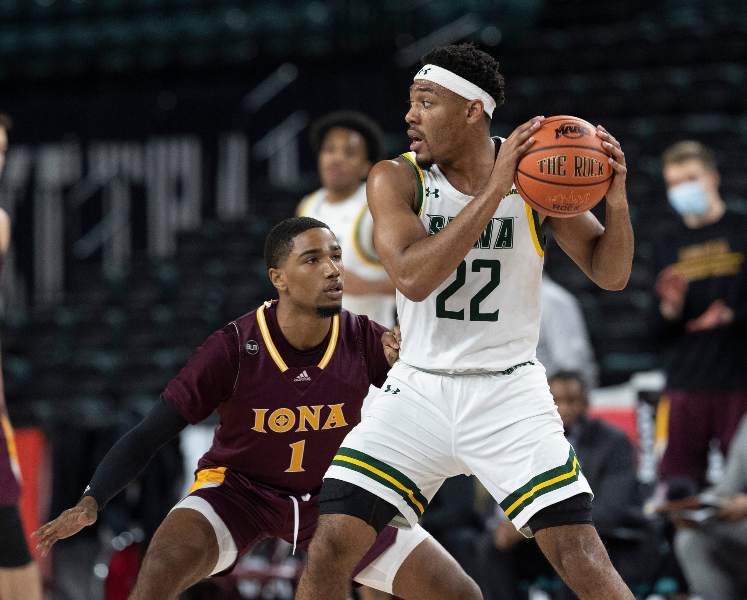 Iona Men   s Basketball vs Siena in MAAC men's basketball tournament quarterfinal game in Atlantic City on March 10 7:30 PM

Maaciona210310r