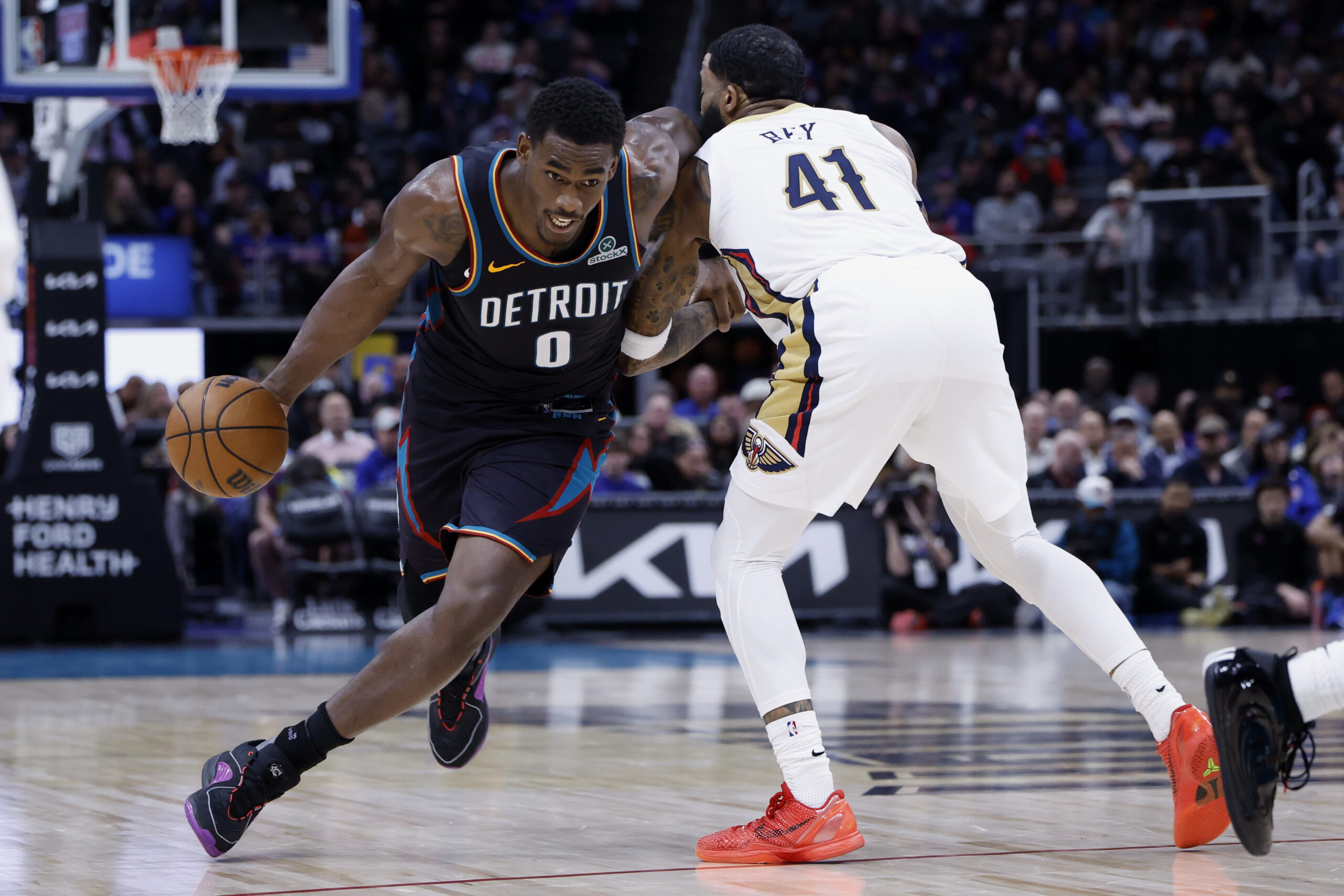 Mar 26, 2026; Detroit, Michigan, USA;  Detroit Pistons center Jalen Duren (0) is defended by New Orleans Pelicans guard Saddiq Bey (41) in the second half at Little Caesars Arena. Mandatory Credit: Rick Osentoski-Imagn Images
