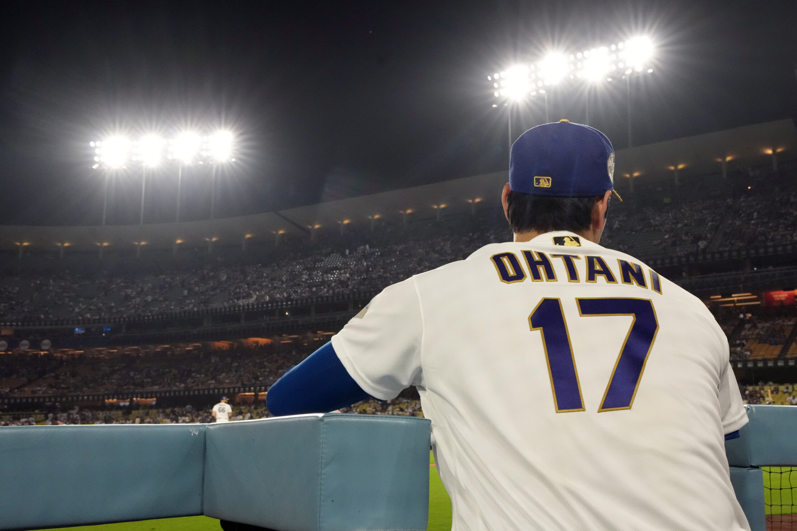 Mar 26, 2026; Los Angeles, California, USA; Los Angeles Dodgers designated hitter Shohei Ohtani (17) watches in the ninth inning against the Arizona Diamondbacks at Dodger Stadium. Mandatory Credit: Kirby Lee-Imagn Images