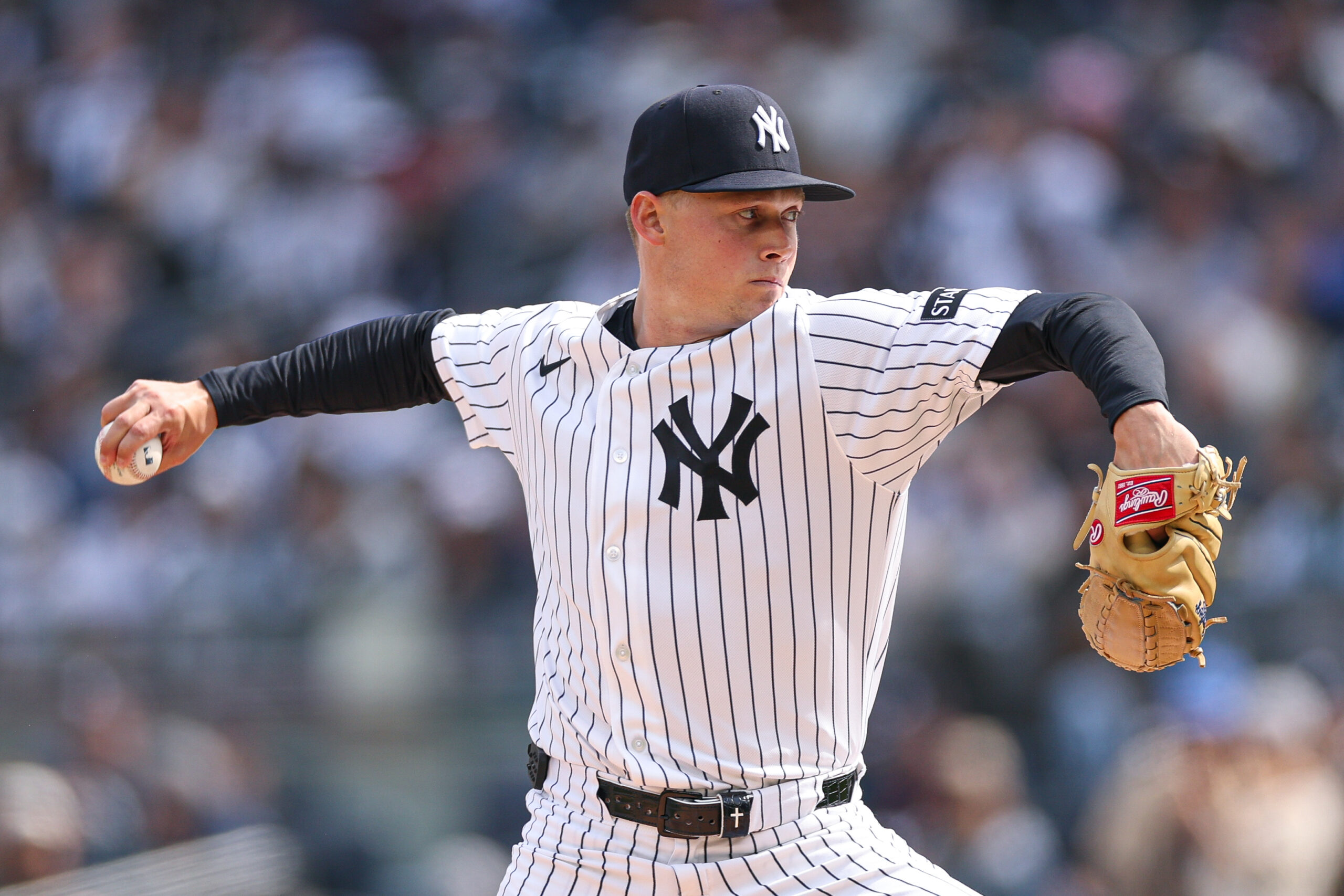 Apr 3, 2026; Bronx, New York, USA; New York Yankees pitcher Will Warren (29) delivers a pitch during the fourth inning against the Miami Marlins at Yankee Stadium. Mandatory Credit: Vincent Carchietta-Imagn Images