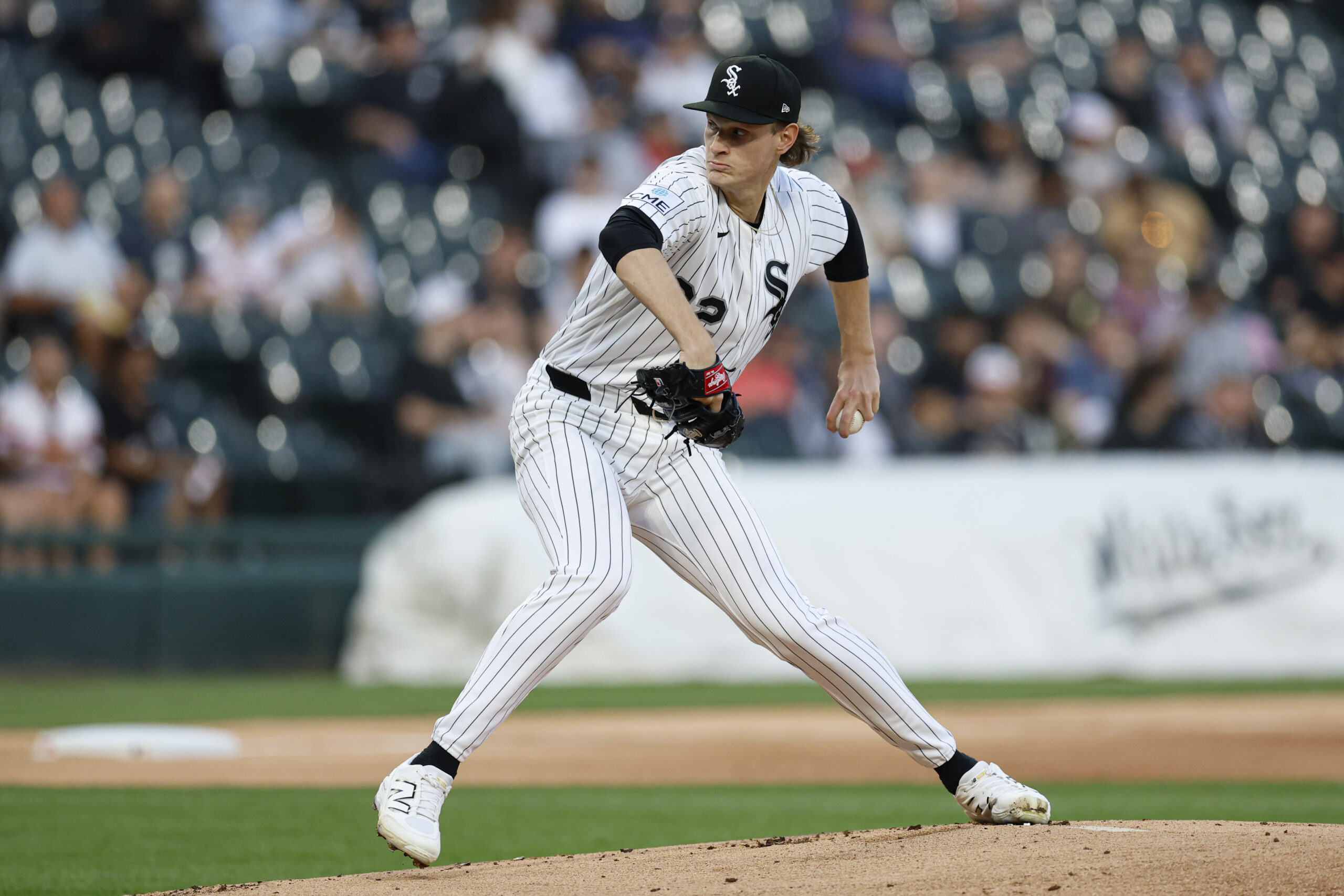 Apr 14, 2026; Chicago, Illinois, USA; Chicago White Sox starting pitcher Noah Schultz (22) delivers a pitch against the Tampa Bay Rays during the first inning at Rate Field. Mandatory Credit: Kamil Krzaczynski-Imagn Images
