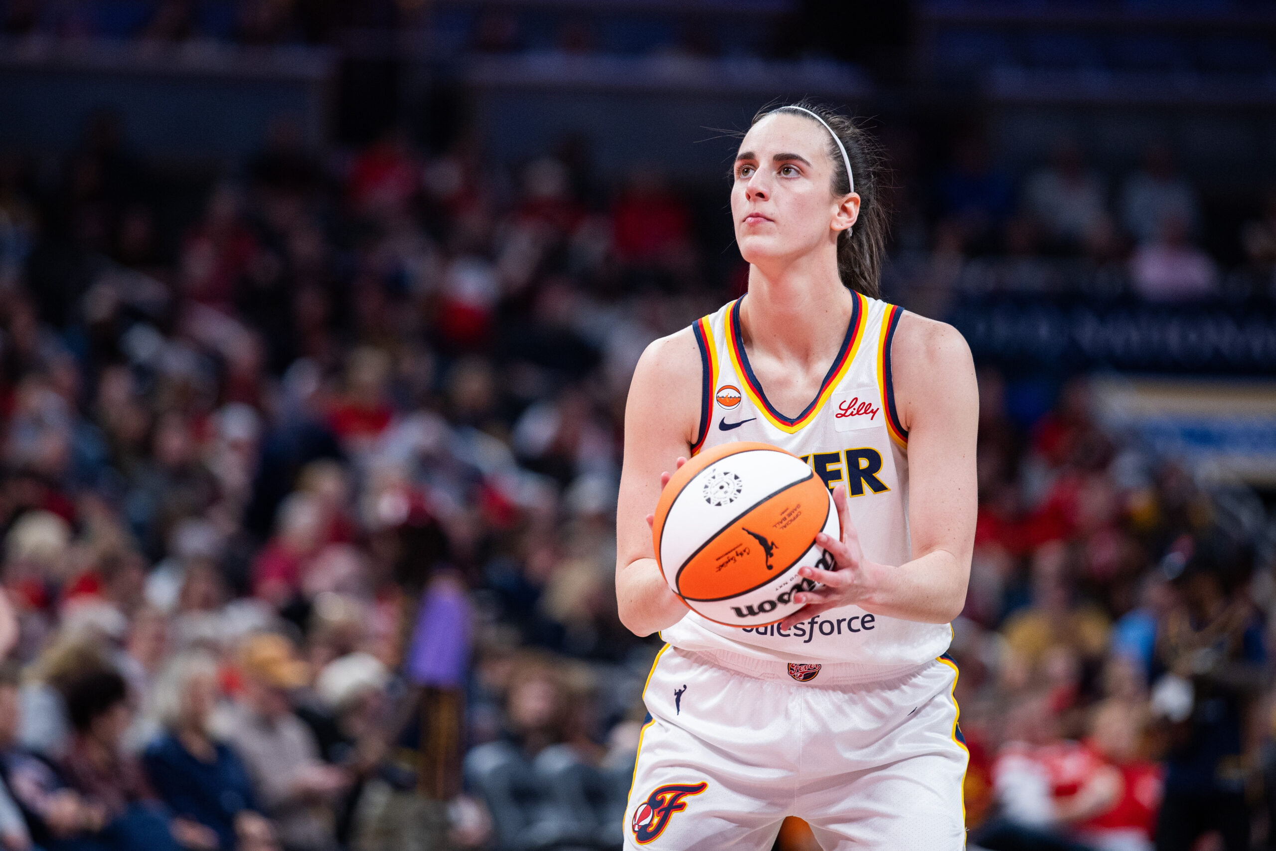 Apr 30, 2026; Indianapolis, IN, USA; Indiana Fever guard Caitlin Clark (22)  shoots the ball  in the second half against the Dallas Wings at the Gainbridge Fieldhouse. Mandatory Credit: Trevor Ruszkowski-Imagn Images