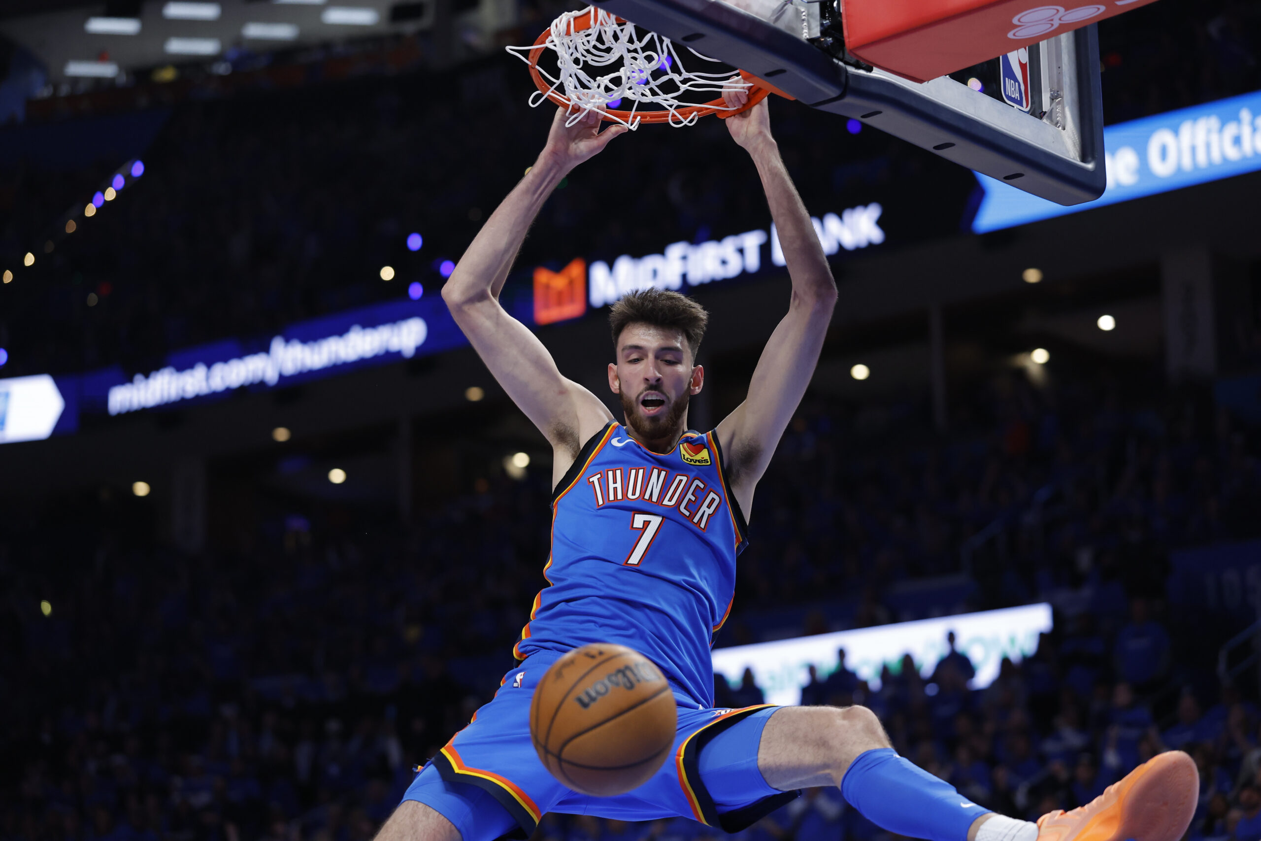 May 5, 2026; Oklahoma City, Oklahoma, USA; Oklahoma City Thunder center Chet Holmgren (7) dunks against the Los Angeles Lakers in the second half during game one of the second round of the 2026 NBA Playoffs at Paycom Center. Mandatory Credit: Alonzo Adams-Imagn Images
