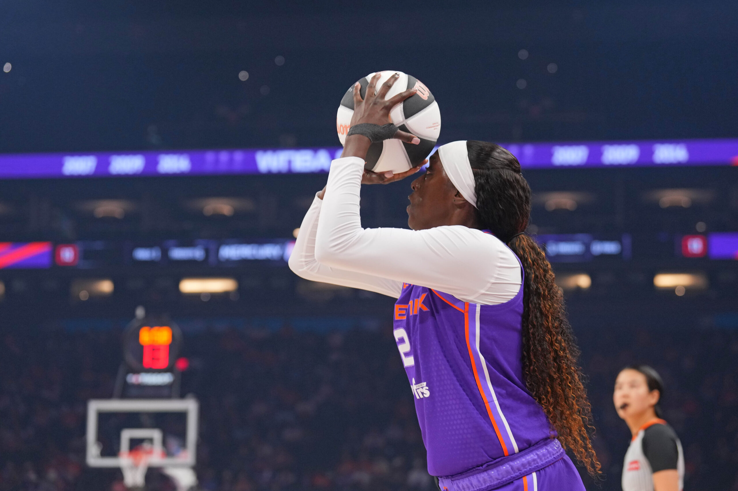 Jun 1, 2026; Phoenix, Arizona, USA; Phoenix Mercury guard-forward Kahleah Copper (2) shoots against the Minnesota Lynx during the first half at Mortgage Matchup Center. Mandatory Credit: Joe Camporeale-Imagn Images
