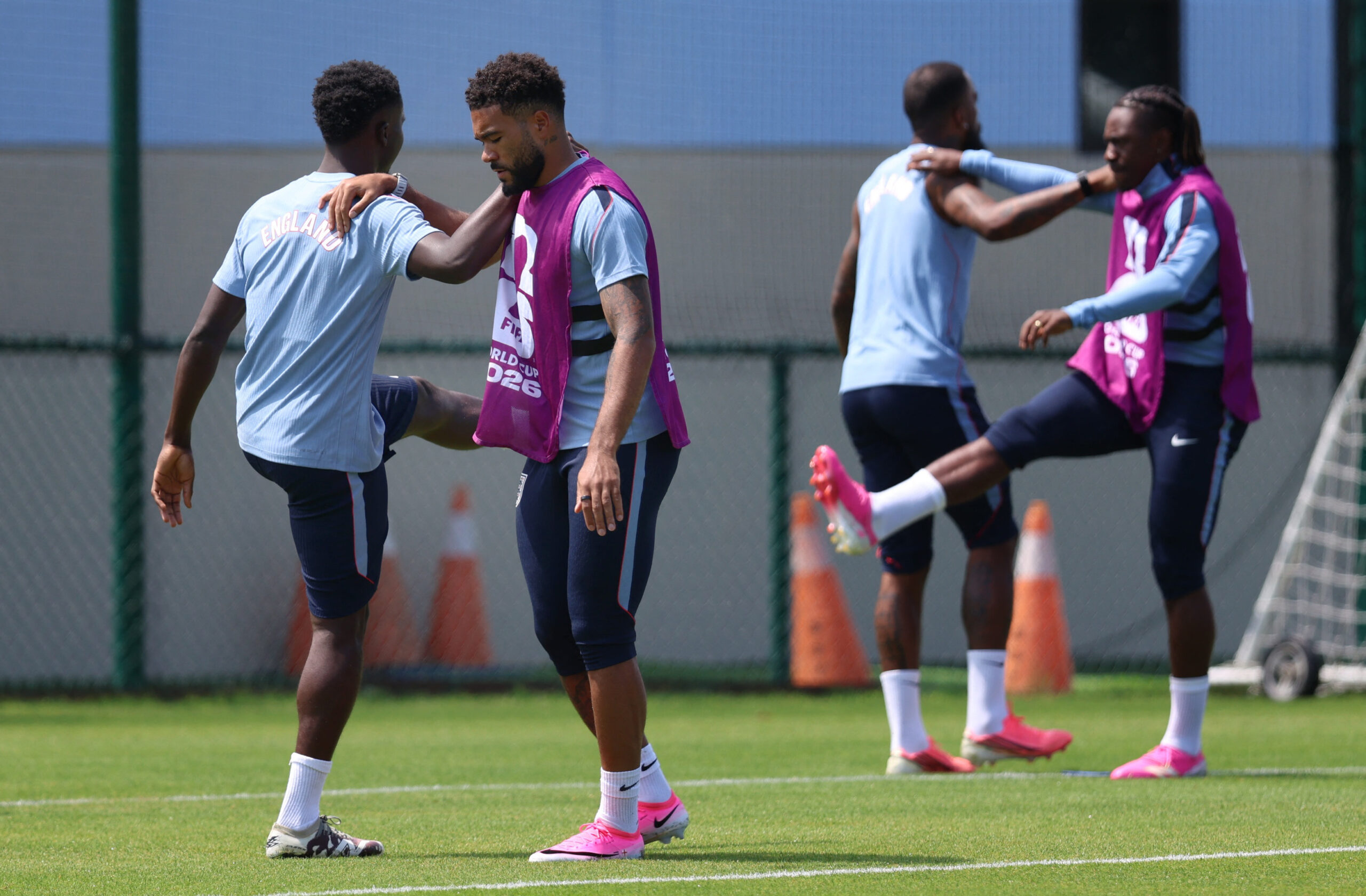 June 16, 2026; Kansas City, Missouri, U.S.; England's Reece James, Bukayo Saka and teammates during training.  Mandatory Credit: Kylie Graham-Imagn Images