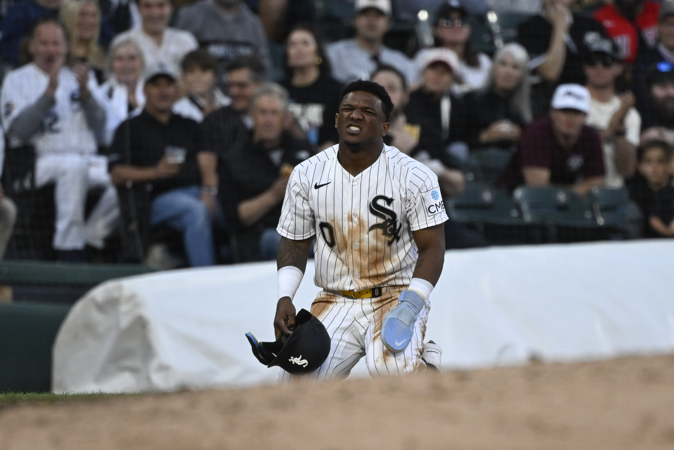 Jun 23, 2026; Chicago, Illinois, USA; Chicago White Sox center fielder Luisangel Acuña (0) grimaces after advancing to third base during the fifth inning against the Cleveland Guardians at Rate Field. Mandatory Credit: Matt Marton-Imagn Images